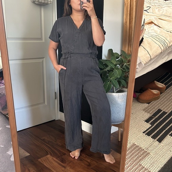 FOLK Clothing Wrap Tencel Jumpsuit. Size 2 - Picture 11 of 16